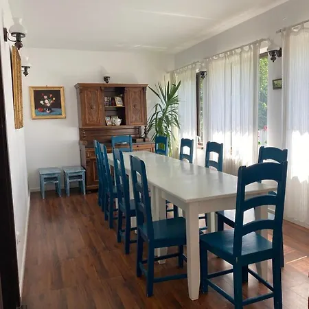 Guest house Pensiunea Sandra 3*